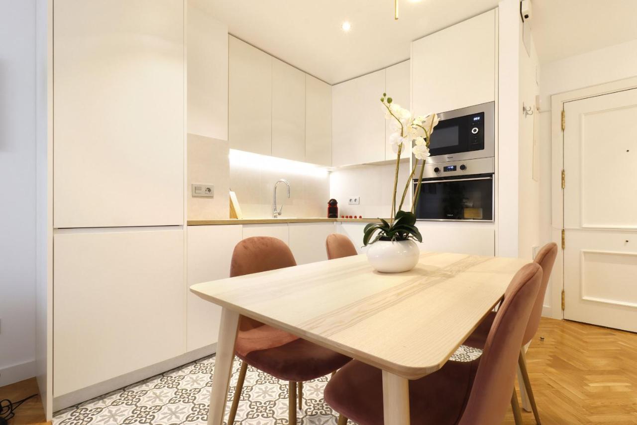 Appartement Royal Madrid Extérieur photo