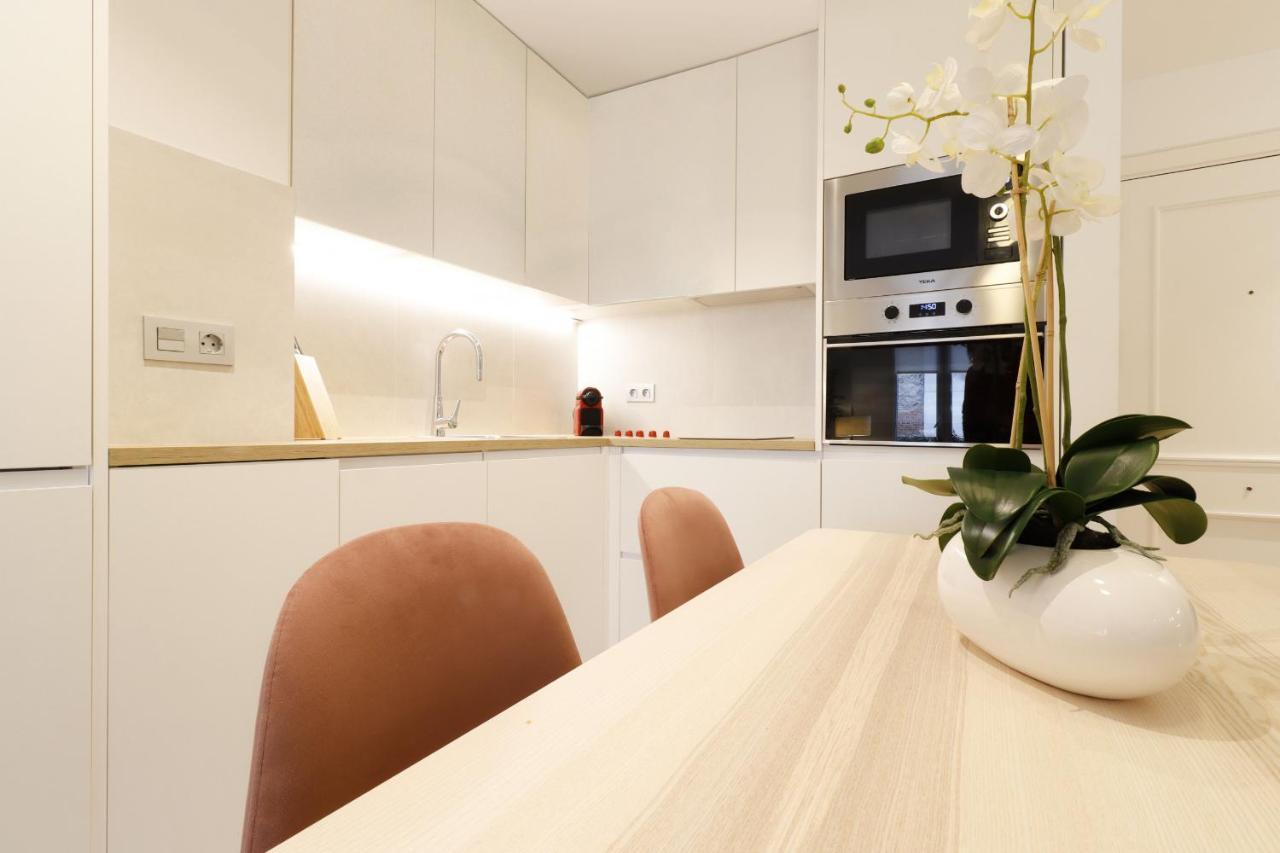 Appartement Royal Madrid Extérieur photo